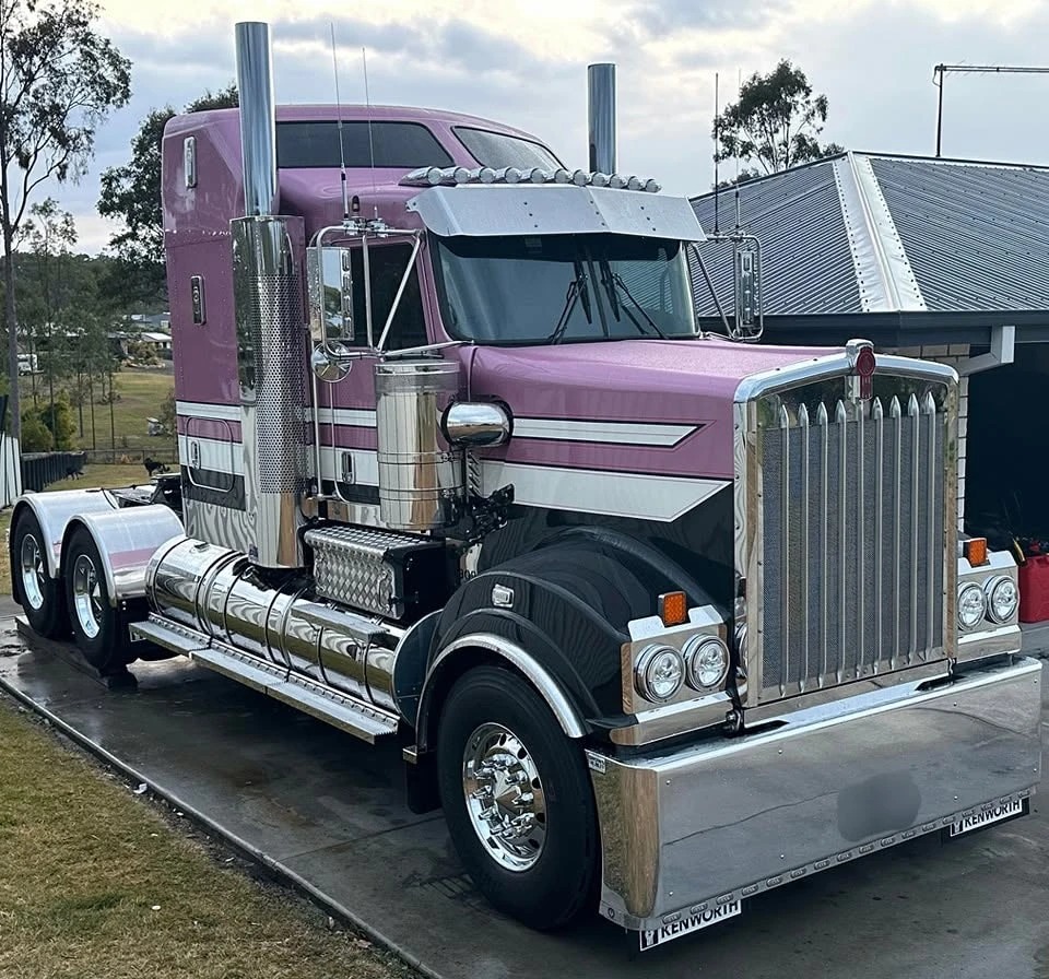 Pink Kenworth truck